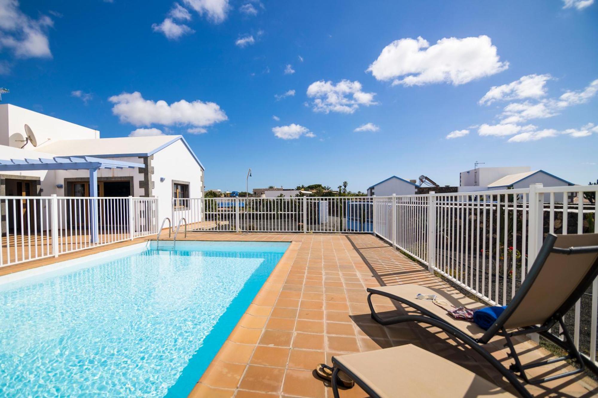 Villa de 3 dormitorios con piscina privada